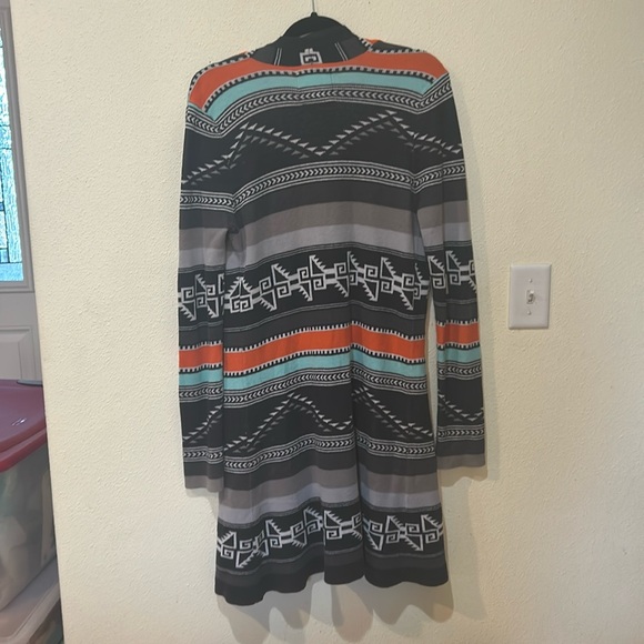 Vintage Sz M  Billabong, Boho, long cardigan sweater, 2 large front pockets. - Picture 2 of 6